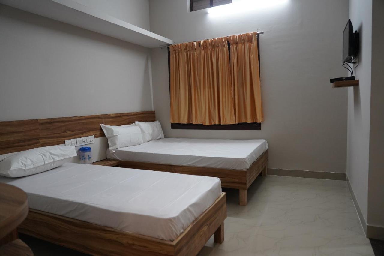 Empark Homestay Бангалор Экстерьер фото